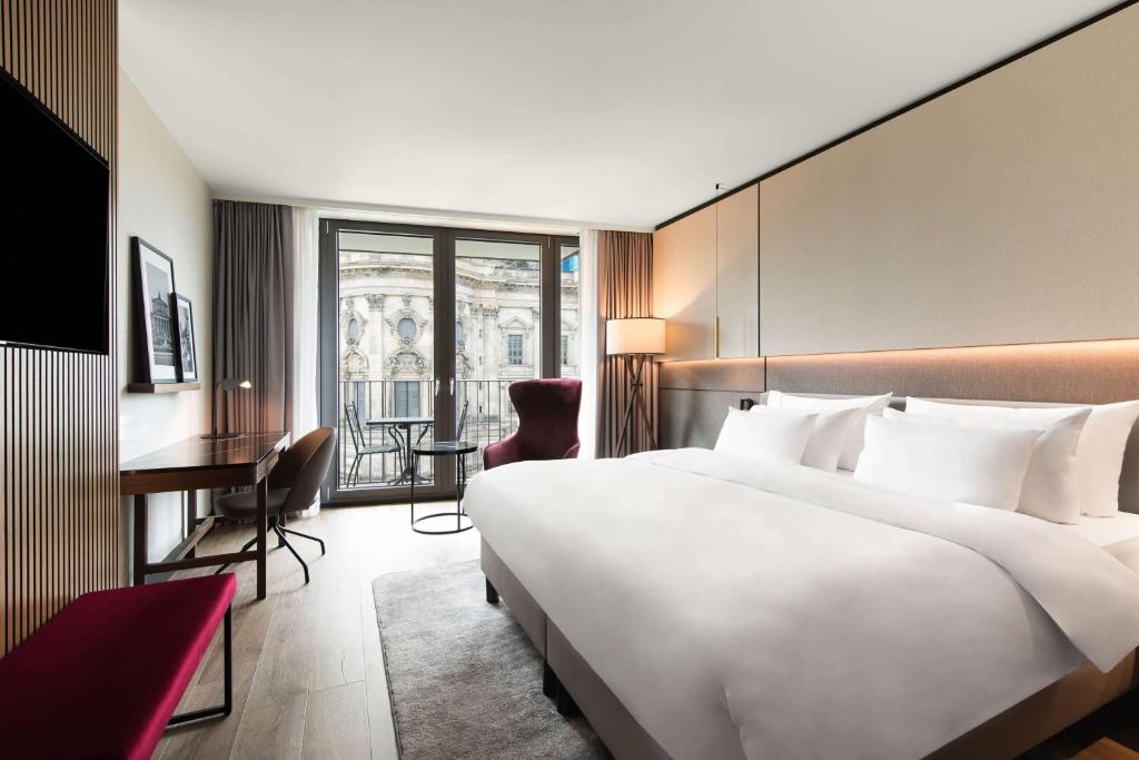 מלון Radisson Collection Hotel, Berlin